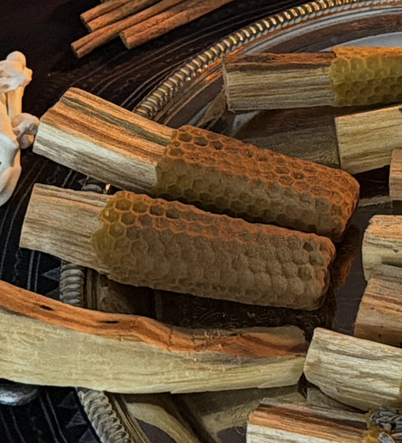 Yellow Beeswax \+ Cinnamon — The Flame